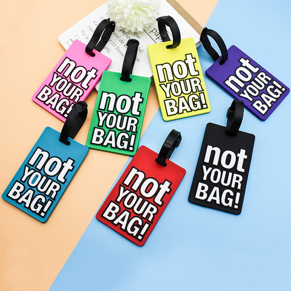 Travel Accessories Pack - Creative Letter ไม่ใช่กระเป๋าของคุณอุปกรณ์เสริมการเดินทางกระเป๋าเดินทางกระเป๋าเดินทางการ์ตูนสไตล์แฟชั่นซิลิคอนแบบพกพาป้ายเดินทาง
